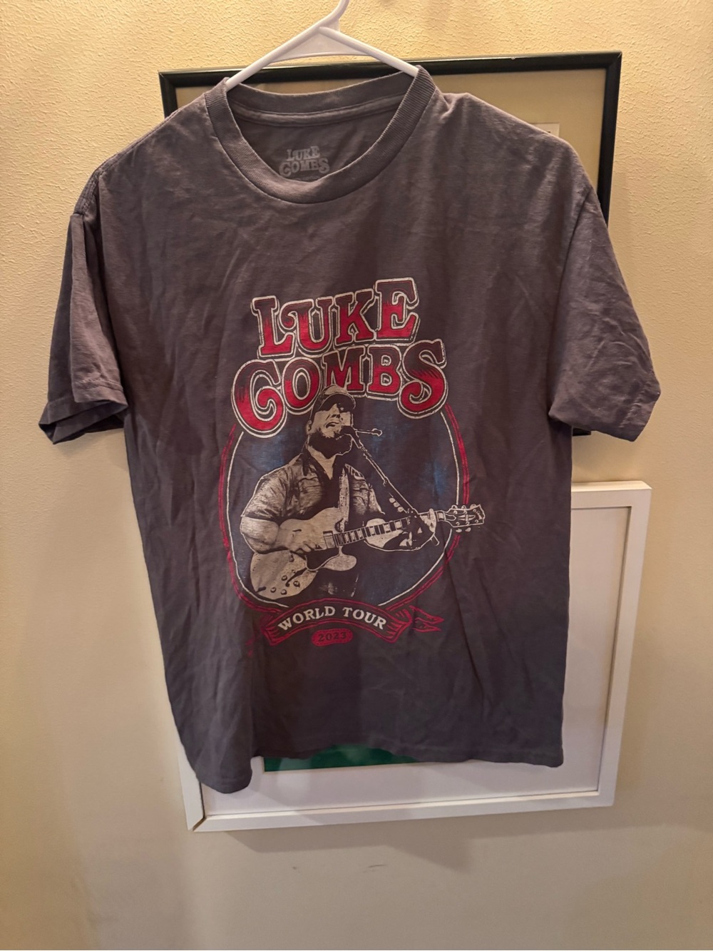 Luke Combs 2023 World Tour Graphic Band T-Shirt Gray Concert Tee Size M